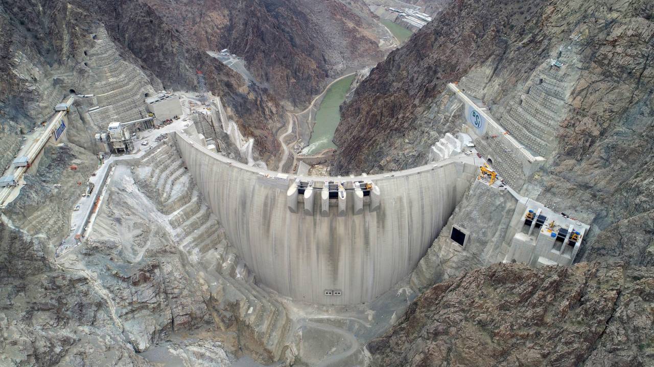 Cumhurbaşkanı Erdoğan: Teröristlerin hepsinin kökünü kazıyacağız