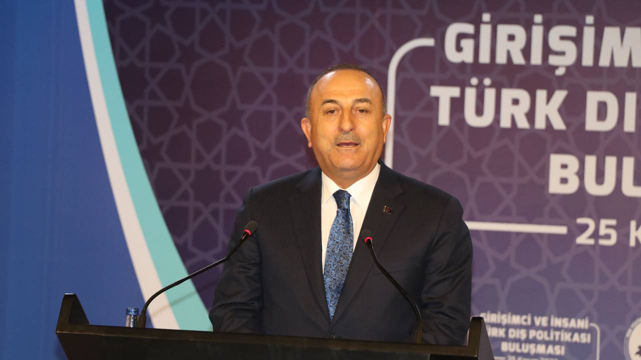 Bakan Çavuşoğlu: Teröristleri bu bölgelerden temizlememiz lazım