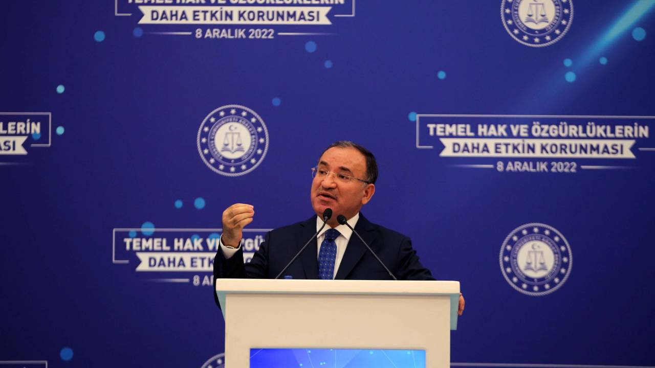 Bakan Bozdağ: Doğu Akdeniz göçmen mezarlığına dönmüş durumda