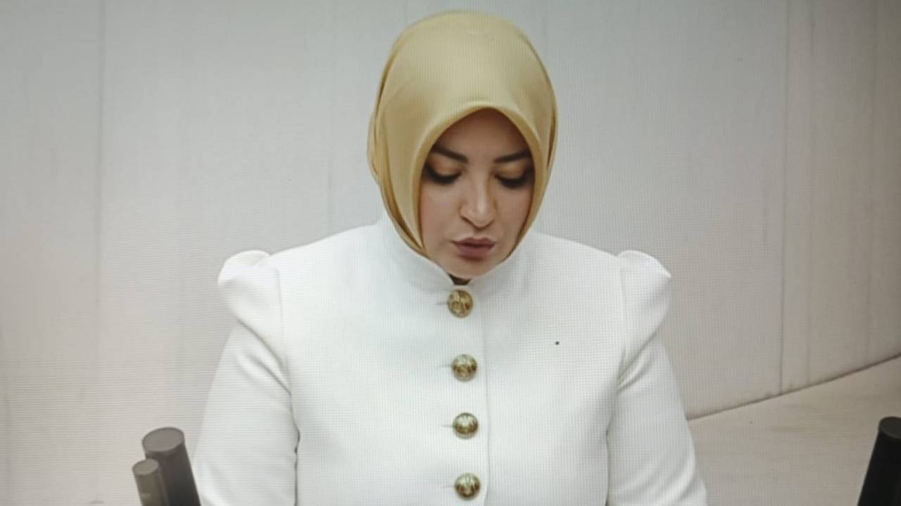 AK Parti'li Atabek: RTÜK'ün kırmızı çizgileri bellidir