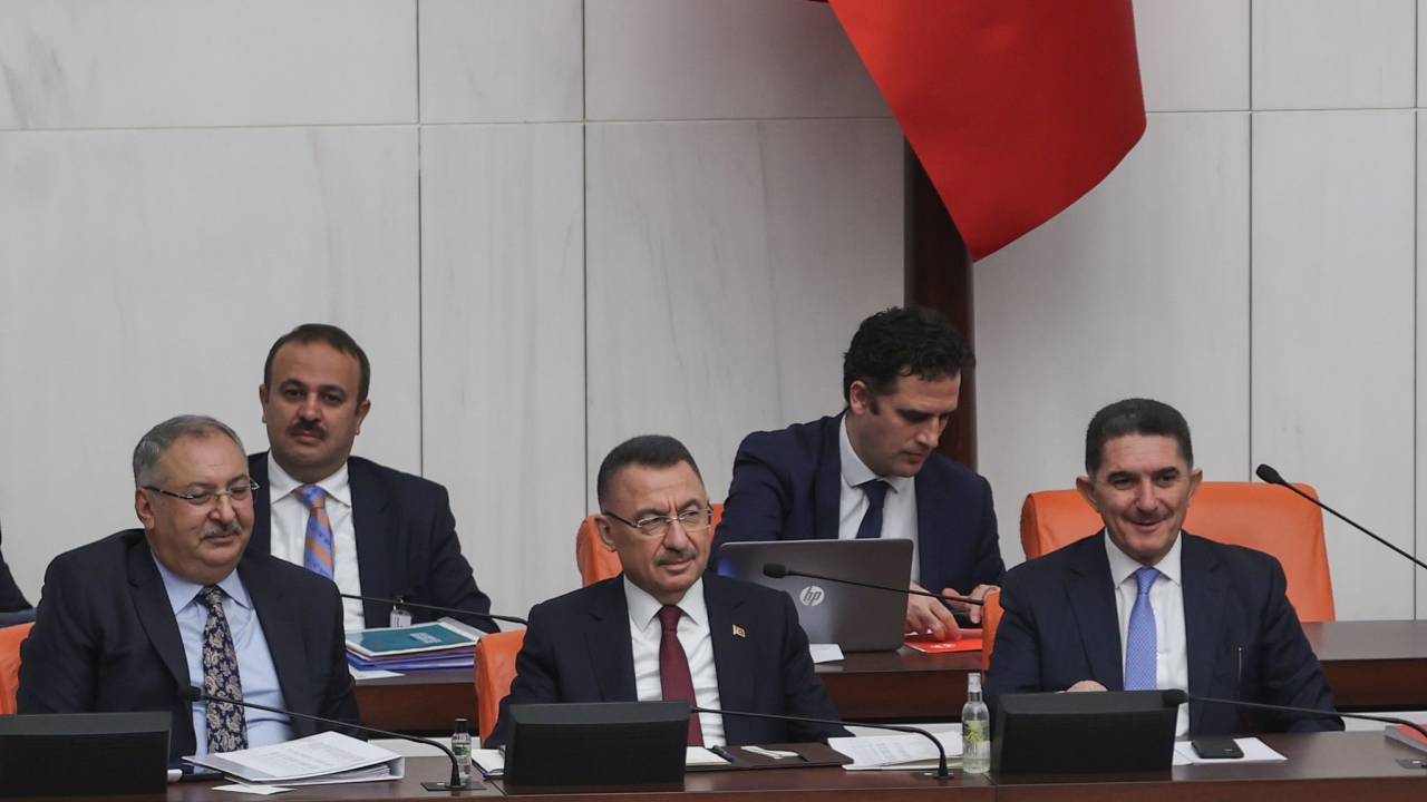 Fuat Oktay'dan, '6 yaşındaki çocuğa istismar' davasıyla ilgili muhalefet ve kamuoyuna uyarı