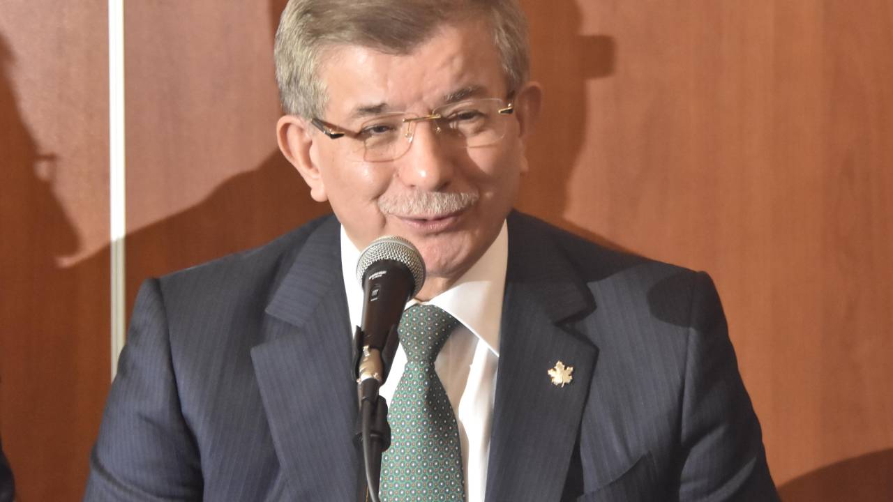 Davutoğlu: YSK başkanı, İmamoğlu'nun aday olacağını nereden duydu?