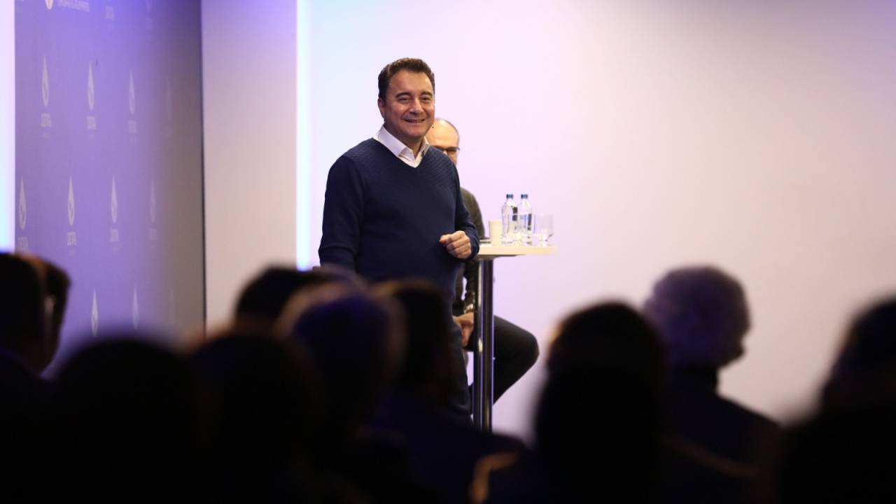 Babacan, 'Gençlik Politikaları Eylem Planı'nı açıkladı