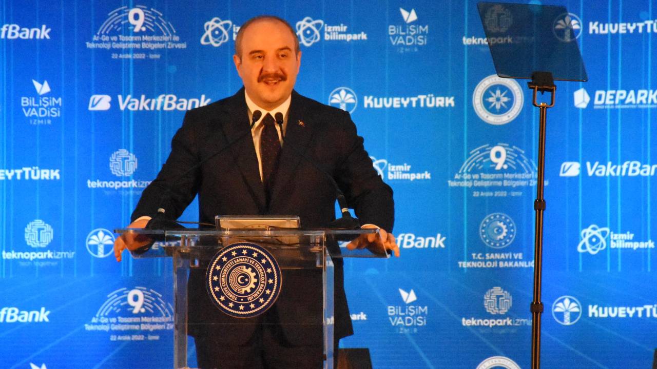 Bakan Varank: Taş üstüne taş koyan kim varsa Sanayi ve Teknoloji Bakanlığı onların yol arkadaşıdır