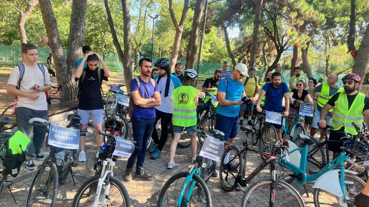 Kazada Ölen Bisiklet Sporcusu Umut Gündüz İçin Kadıköy'de Pedal Çevirdiler