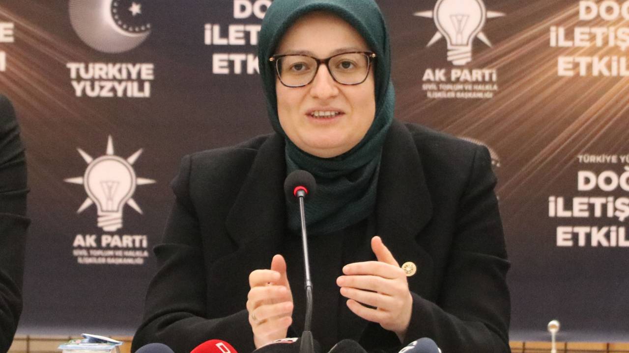 AK Parti'li Uygur, Denizli'de STK temsilcileriyle bir araya geldi