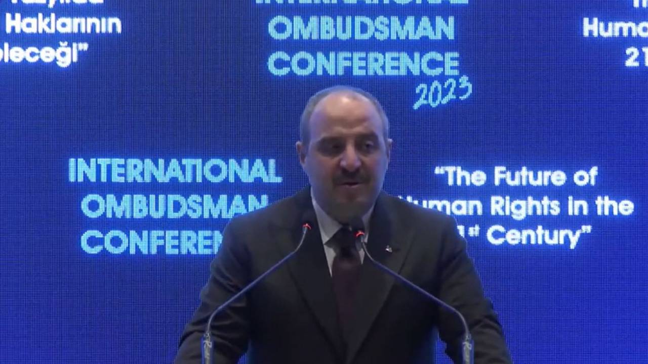 Bakan Varank: Anayasa Mahkememiz karar vermiş değil