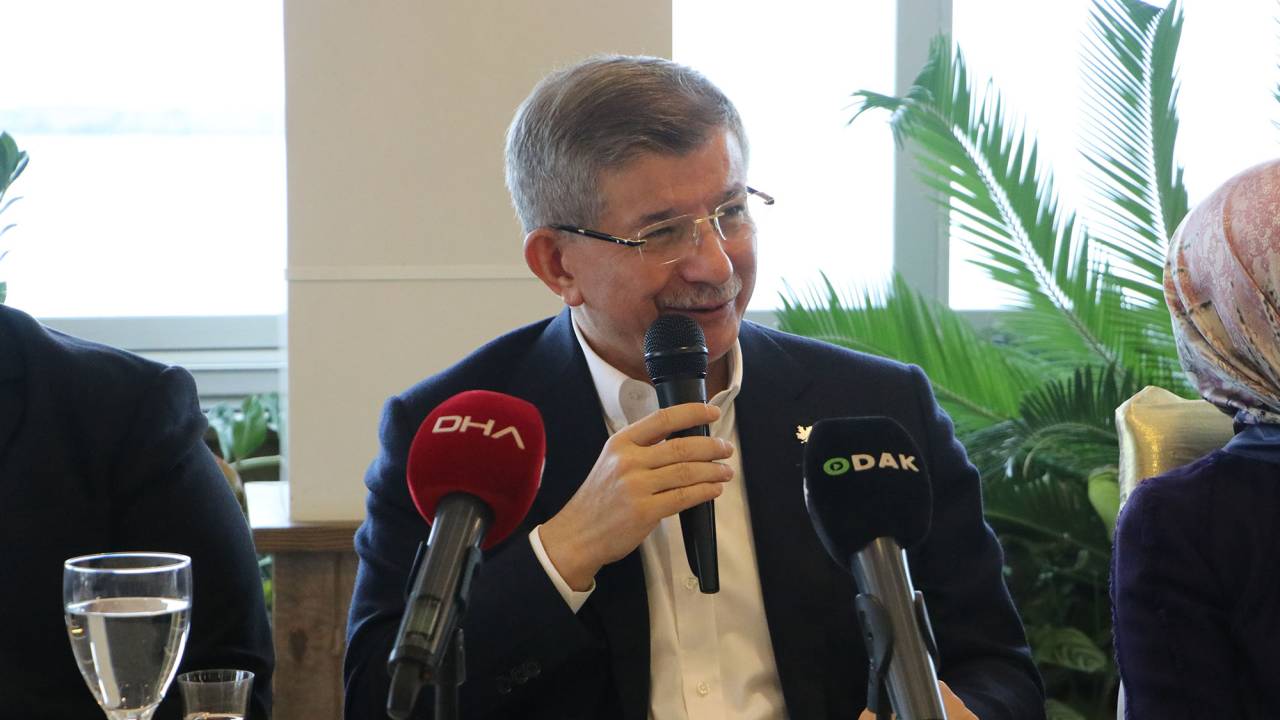 Davutoğlu: 6'lı masaya değil iktidar manipülasyonunu yayan çevrelere tepki verdim