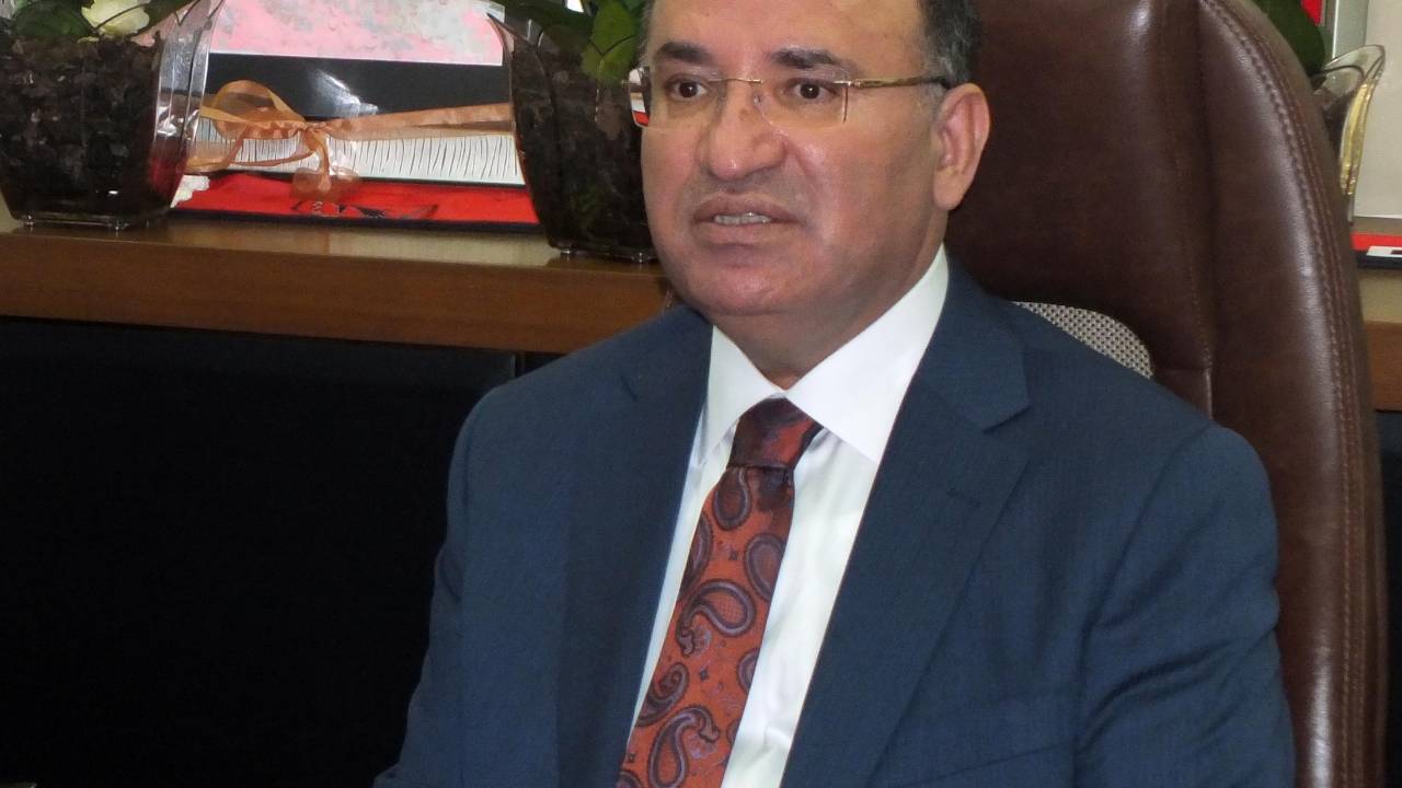 Bakan Bozdağ: 'Çat kapı' icra dönemi kapanıyor