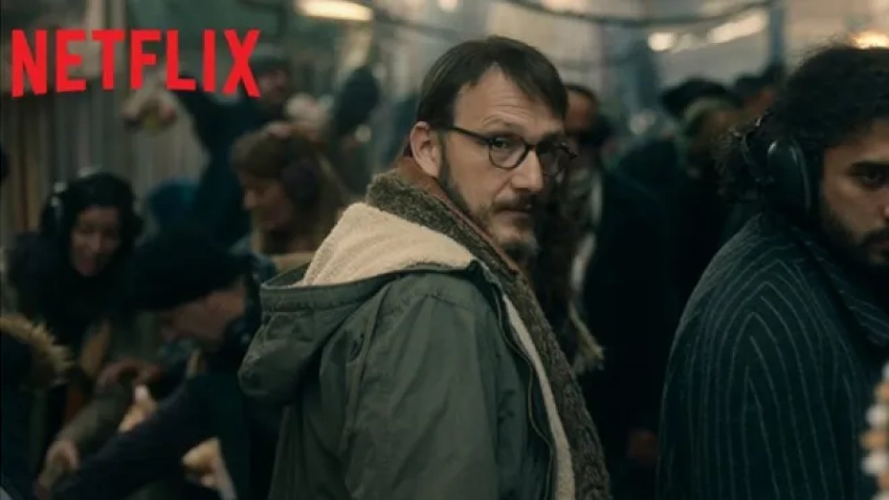 Öve öve bitirememişlerdi! Netflix, 'Sıcak Kafa'nın fişini çekti