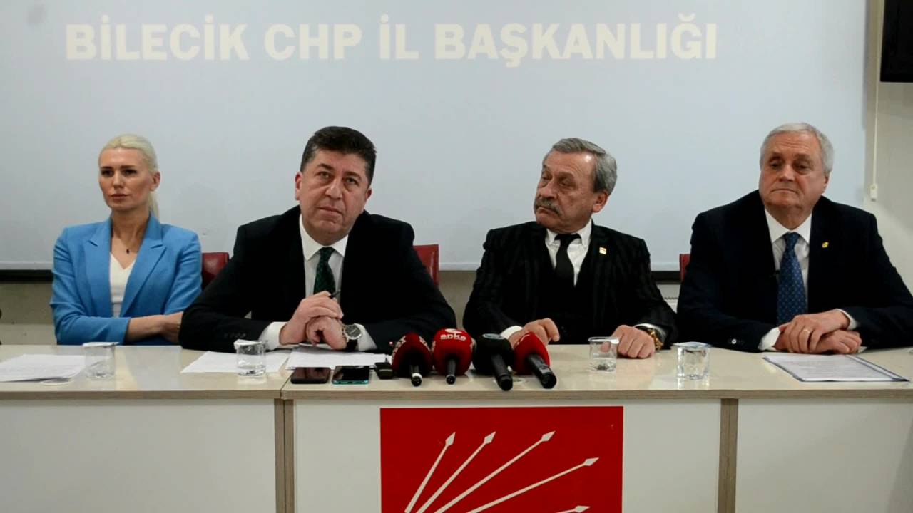 Yaşar Tüzün: "Türkiye’de Yardım İçin Kurulmuş Ancak Yardıma İhtiyacı Olan Kurumun Biri Afad Diğeri Kızılay"