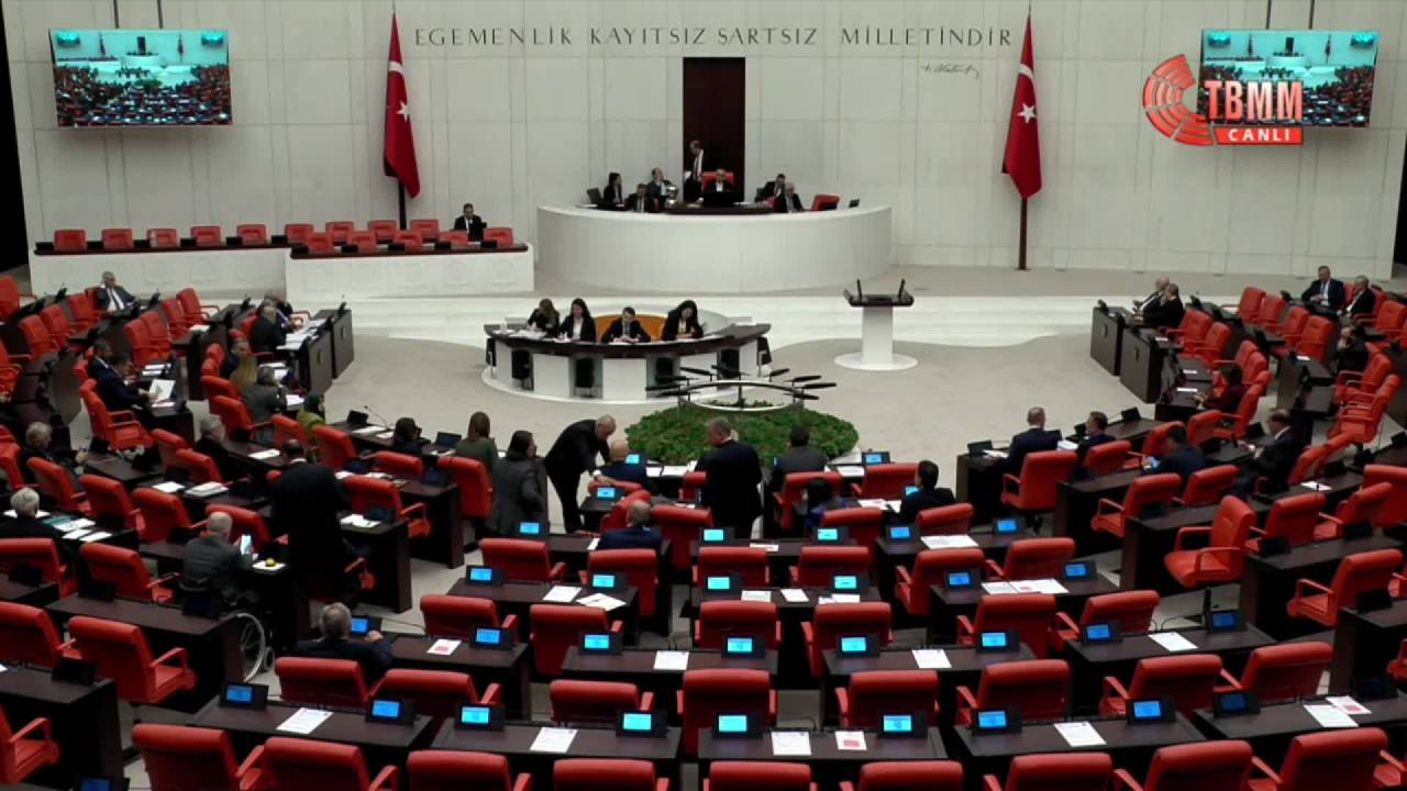 Meral Danış Beştaş: “Enkazlar Daha Şimdiden Delil Karartma Yerleri Oldu"