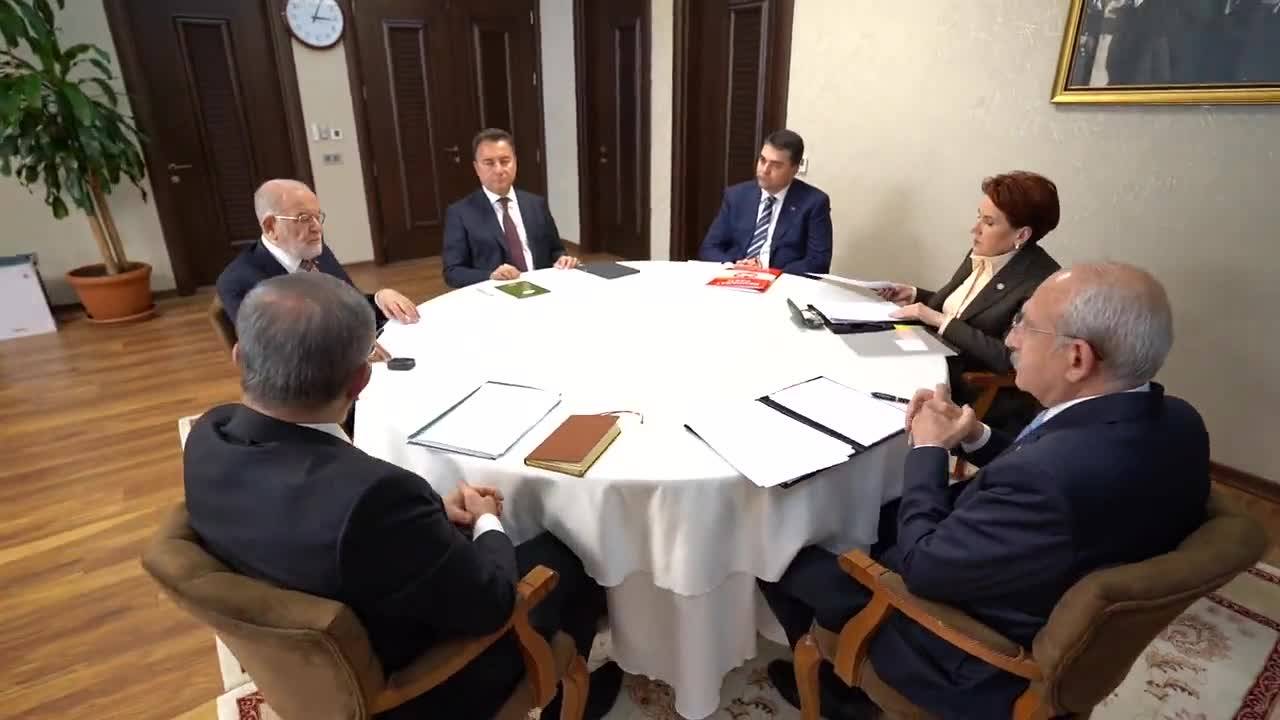 Davutoğlu: Ortak Cumhurbaşkanı Adayımız Ve Geçiş Süreci Yol Haritası Konusunda Ortak Anlayışa Ulaştık