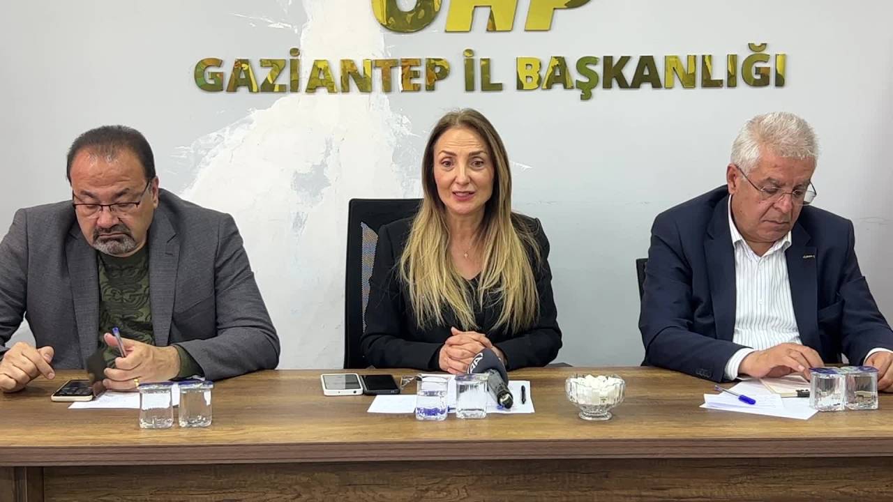 Aylin Nazlıaka'dan İktidara Çağrı: “Yeni Konut Ve İş Yeri Yapımında Depremzedelerden Bedel Almayın"