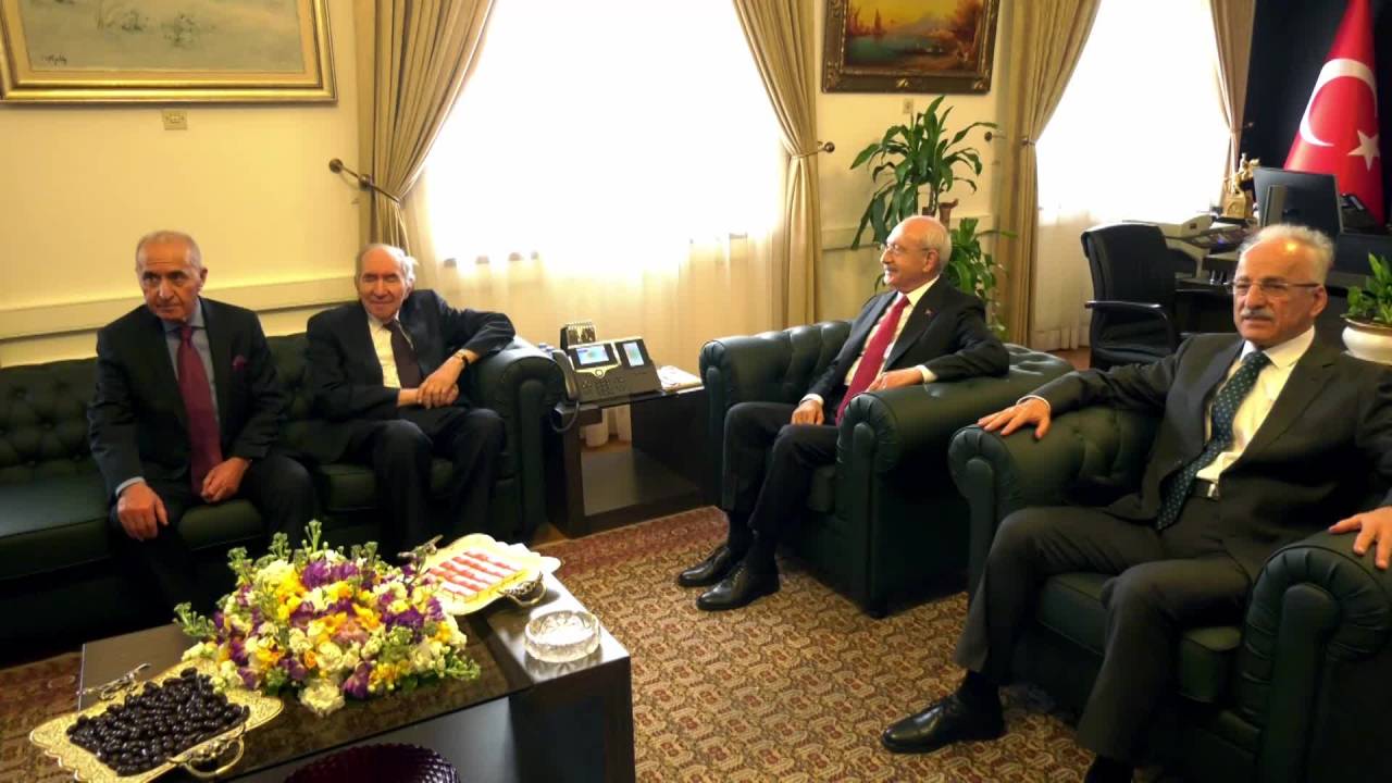Cumhurbaşkanı Adayı Kılıçdaroğlu, Eski Chp Genel Başkanlarını Meclis'te Ağırladı