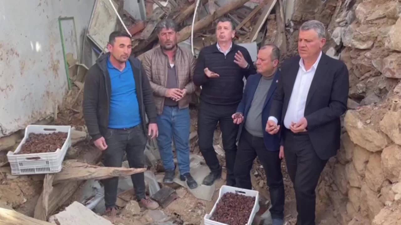 İlhami Özcan Aygun: "Enkaz Altından Çıkarılan Kayısıları Chp'li Büyükşehir Belediyeleri Alacak"
