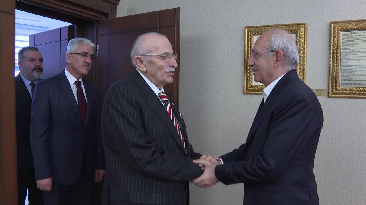 Eski Akp Mardin Milletvekili Süleyman Çelebi Ve Oğlu Sait Çelebi, Chp’ye Üye Oldu