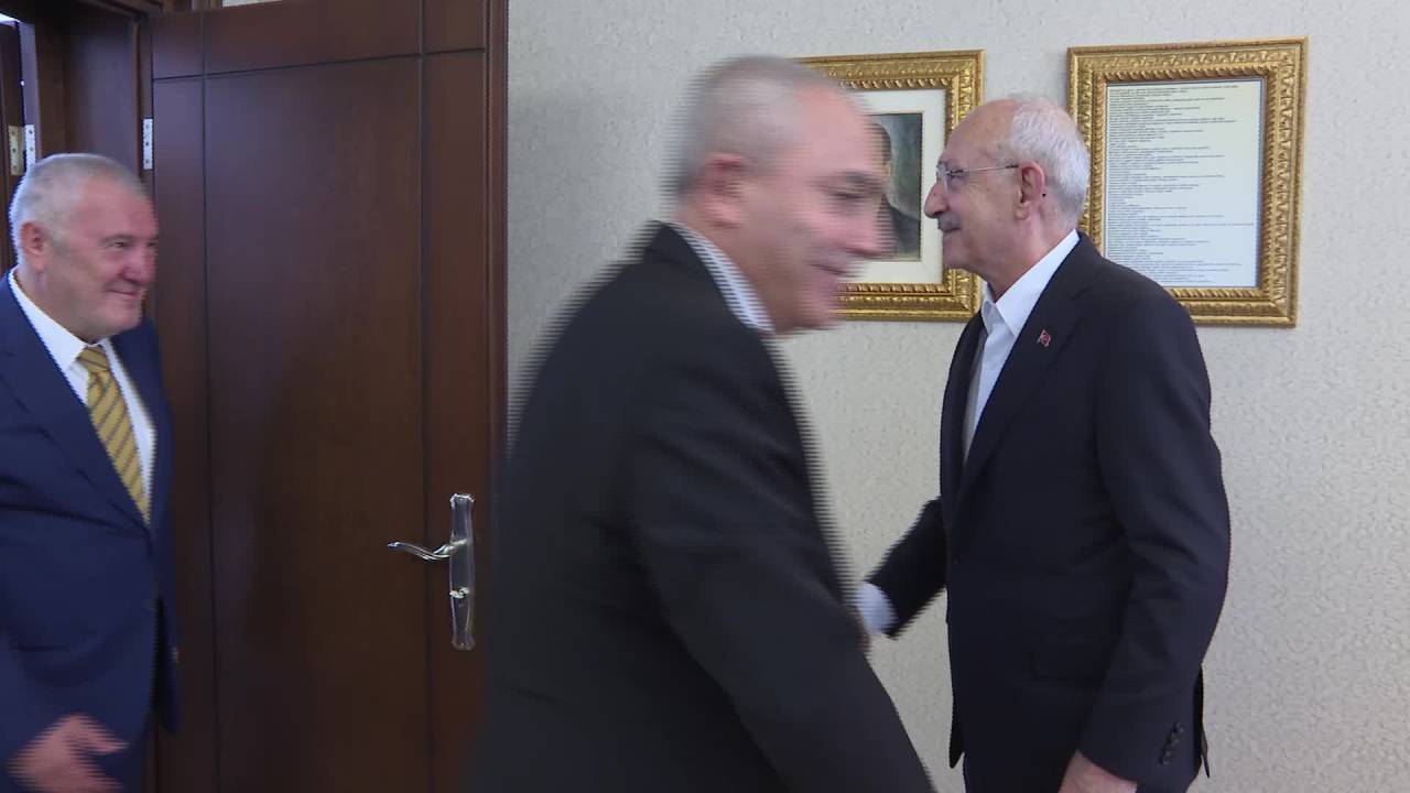 Cumhurbaşkanı Adayı Kılıçdaroğlu, Türmob Genel Başkanı Kartaloğlu Ve Heyeti İle Bir Araya Geldi