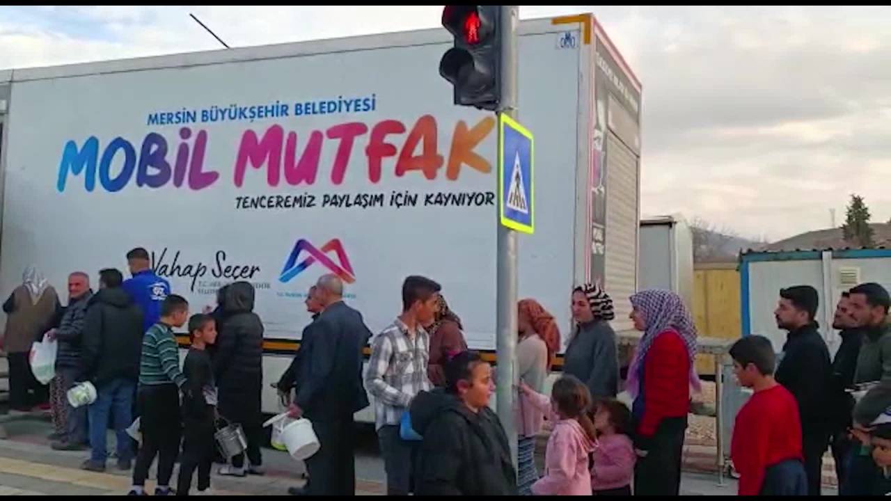 Mersin Büyükşehir’in Mobil Mutfak Tır'ı, Ramazan Boyunca Malatya’da İftar Yemeği Çıkaracak