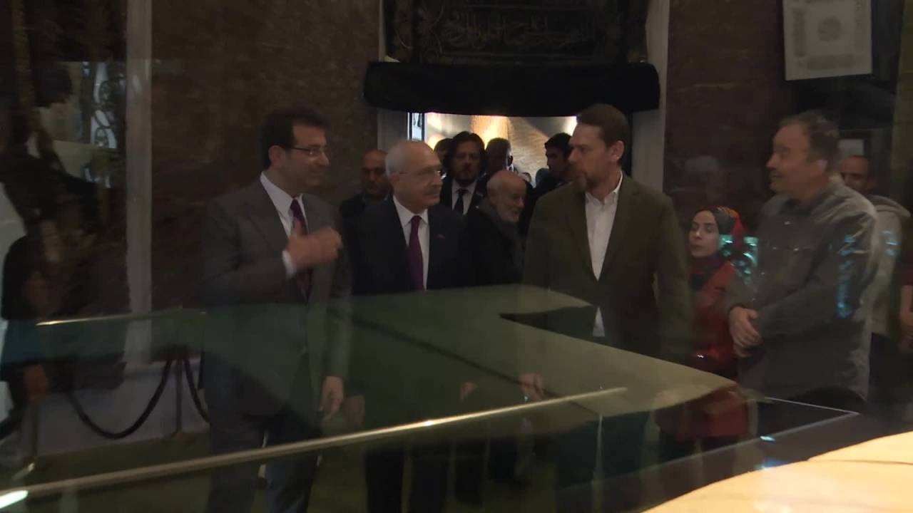 Kılıçdaroğlu Ve İmamoğlu’ndan Hırka-i Şerif Ziyareti