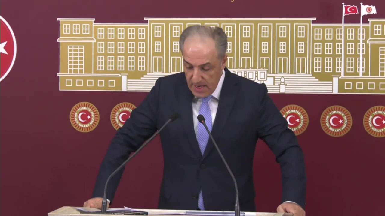 Mustafa Yeneroğlu: “Bu İktidarın İnsan Hakları Eylem Planı Da Kara Mizah Olarak Tarihte Yerini Aldı”