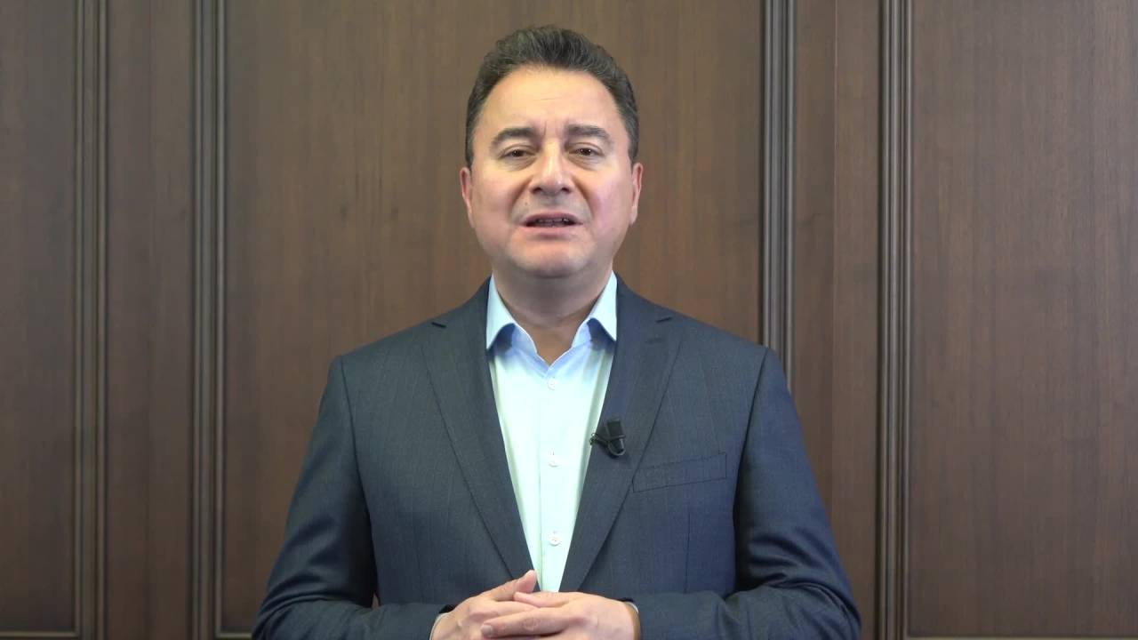 Ali Babacan, Depremin İkinci Ayında Seslendi: “85 Milyonun Canını Pamuk İpliğine Bağlamayacağız”