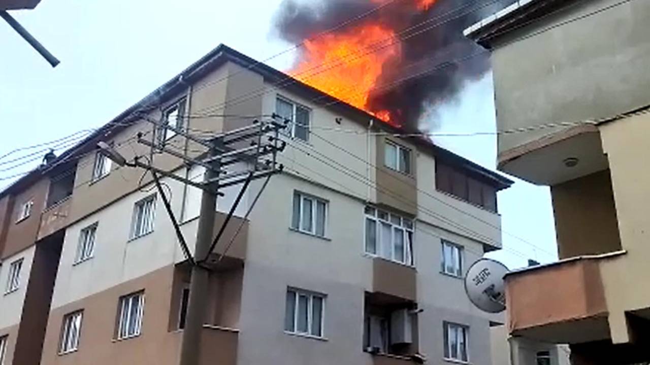 İzolasyon Çalışması Sırasında Çatı Yandı