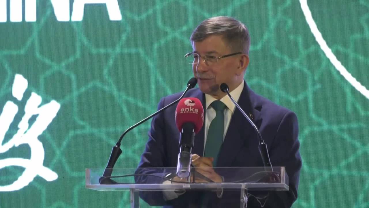 Davutoğlu: Biz, Bugünkü İktidarın Kurtlar Sofrasına Karşı Halil İbrahim Sofrasını Kurduk
