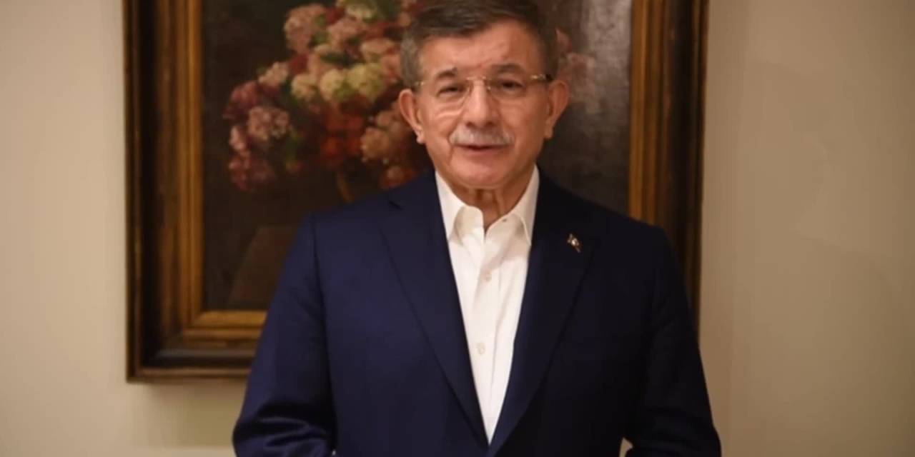Davutoğlu’ndan Seçmene Sandık Güvenliği Çağrısı: “Anamızın Ak Sütü Gibi Helal Olan Oylarımıza Sahip Çıkacağız”