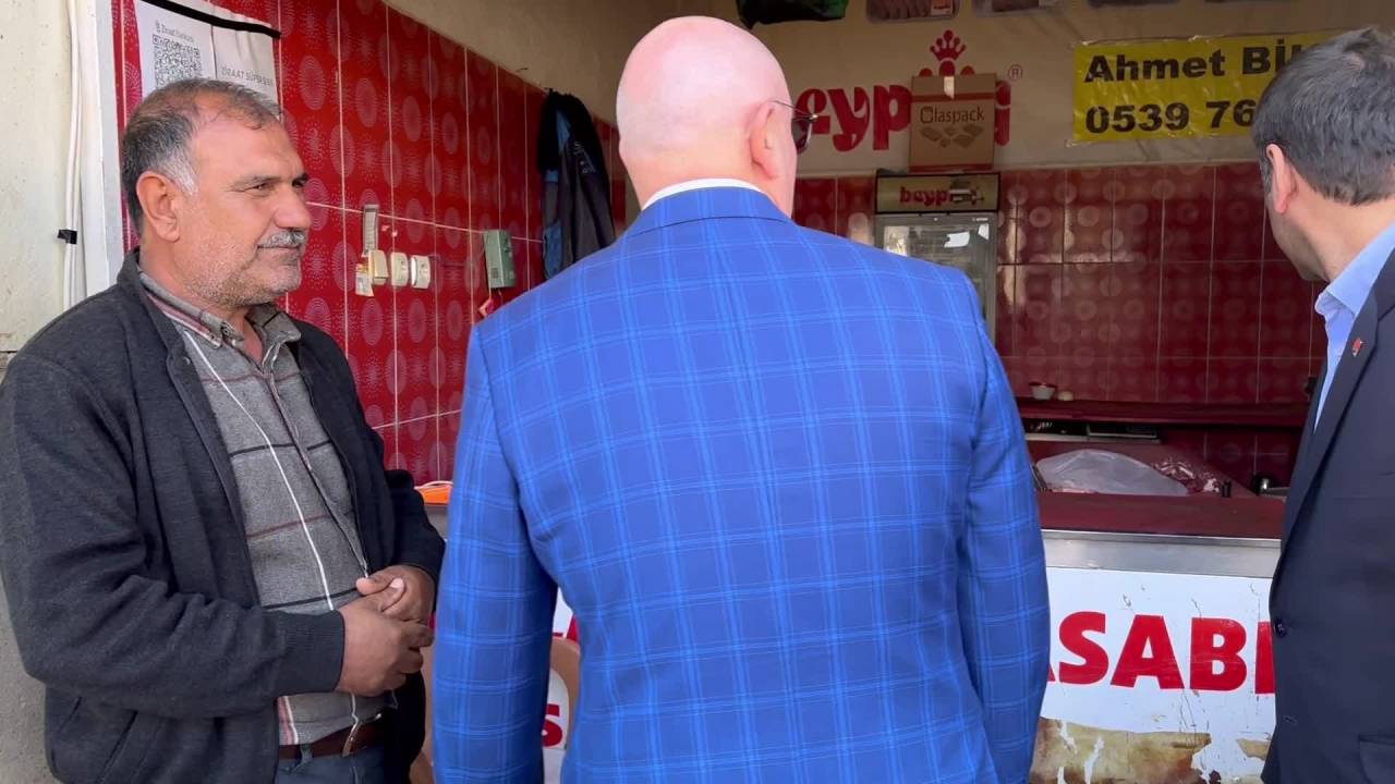 Şanlıurfalı Kasaptan Nebati’ye 'Koyun Eti Kokuyor' Tepkisi: “Onun Ağzı Ejder Meyvesine Alıştı”