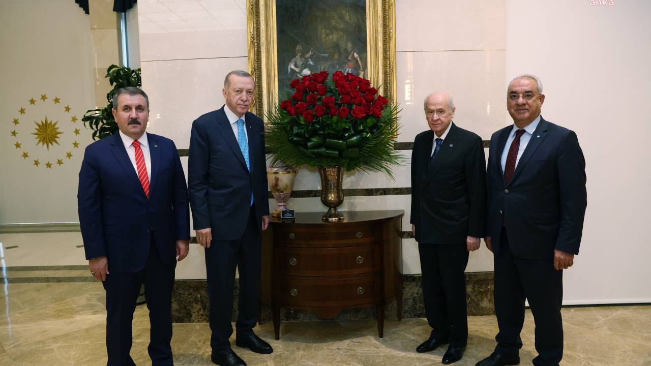 Bahçeli, Destici Ve Aksakal'dan, Erdoğan’a Geçmiş Olsun Ziyareti
