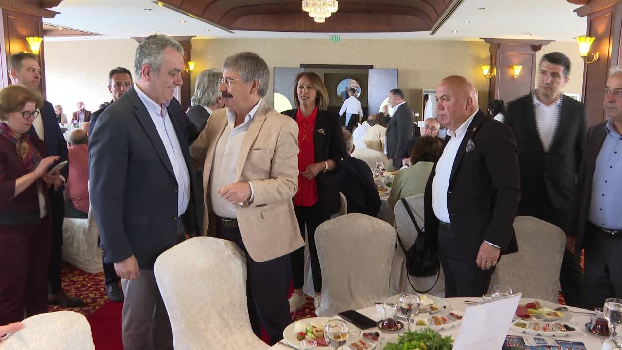 Konyaaltı Belediye Başkanı Esen: “Ülkede Normal Giden Hiçbir Şey Kalmadı. Bir Yerden Başlamamız Gerekiyor”