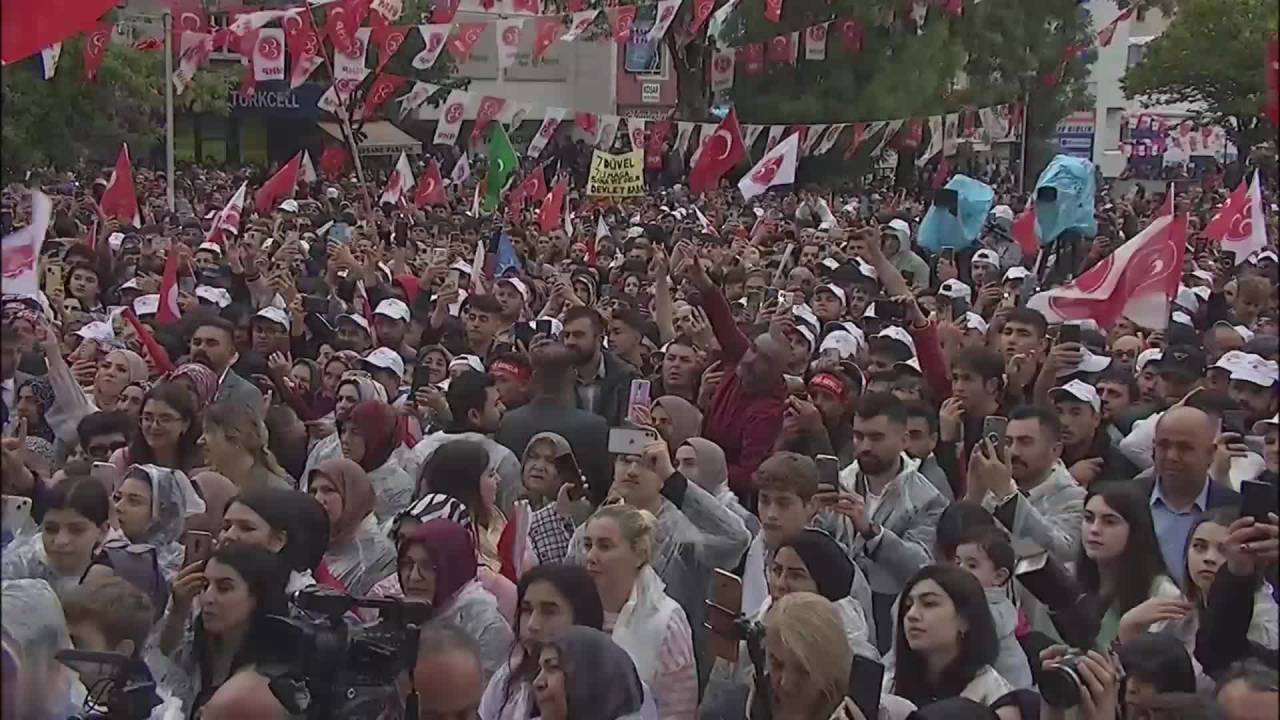 Devlet Bahçeli: "İnsanların Mahremiyeti Ve Özel Hayatı En Adi Şekilde Hedef Alınmaktadır"