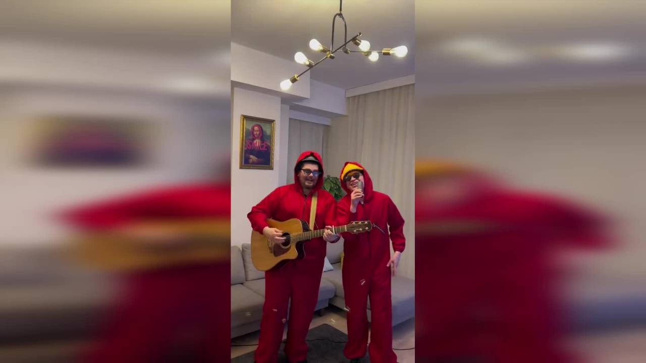 Sosyal Medya Fenomeni Gençlerden Seçim İçin Yeni Şarkı: “Haydi Gelsin Bahar”