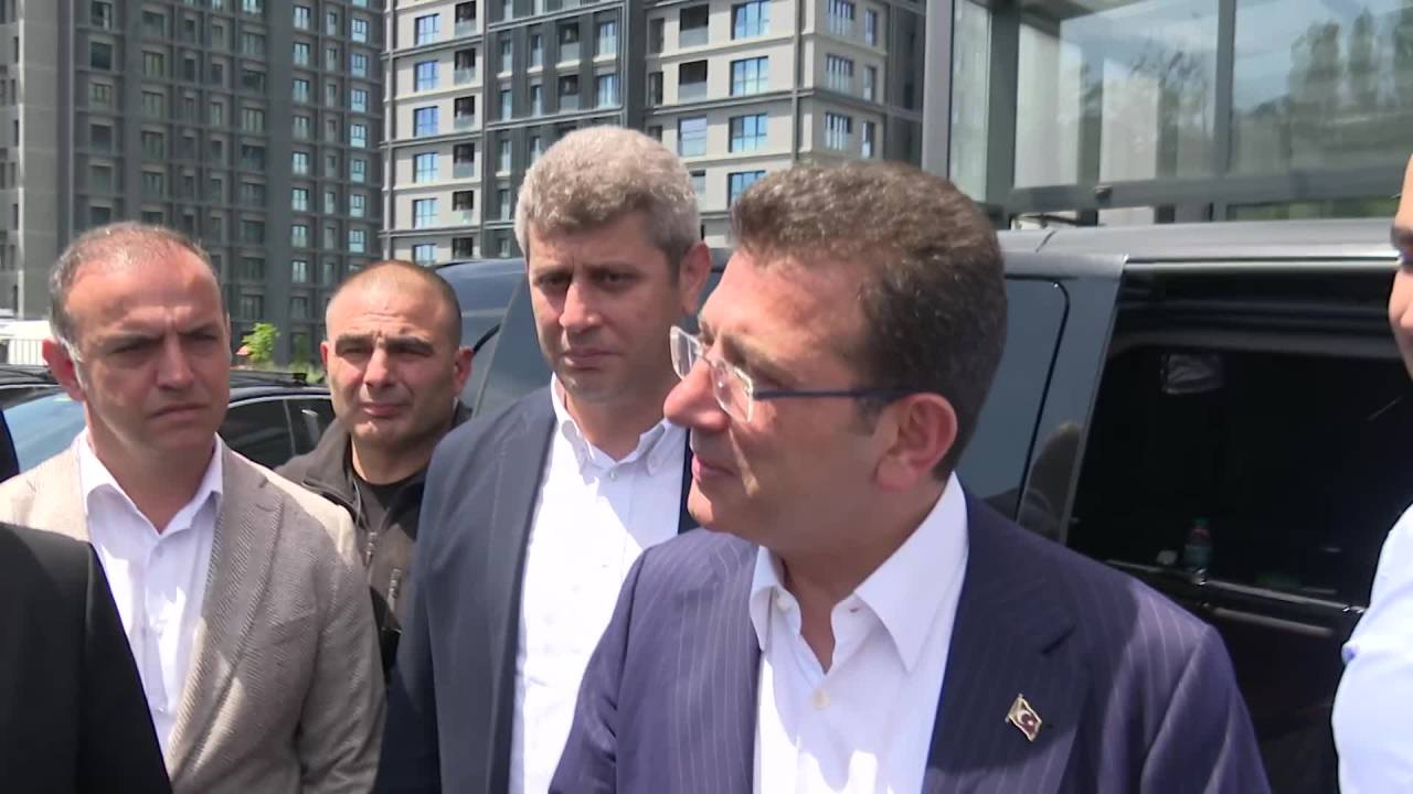 İmamoğlu'ndan Chp İstanbul İl Başkanlığı'na Ziyaret: "Herkes Hassas Olmak Zorunda Bugün"