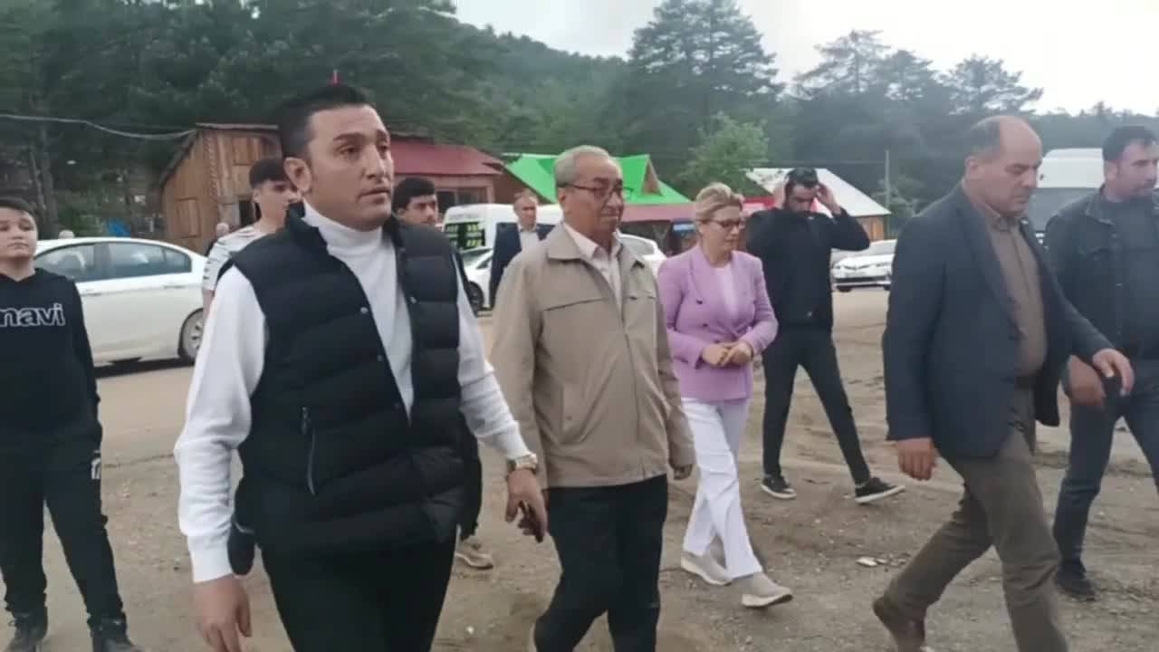 Osmaniyeli Vatandaş: "Ben Bir Ülkücü Olarak Atatürkçüyüm, Bunlara Oy Yok"