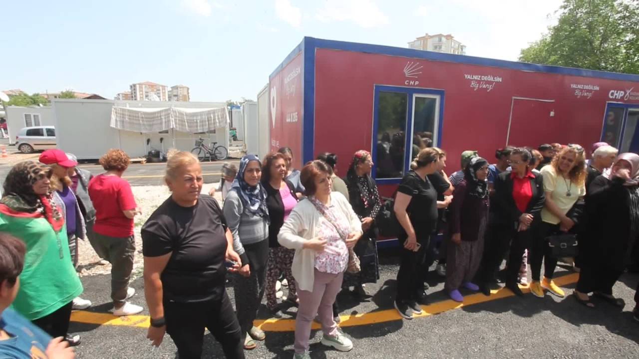 Chp Malatya Kadın Kolları Başkanı: "Hayatlarımıza, Haklarımıza Ve Hayallerimize Sahip Çıkalım"