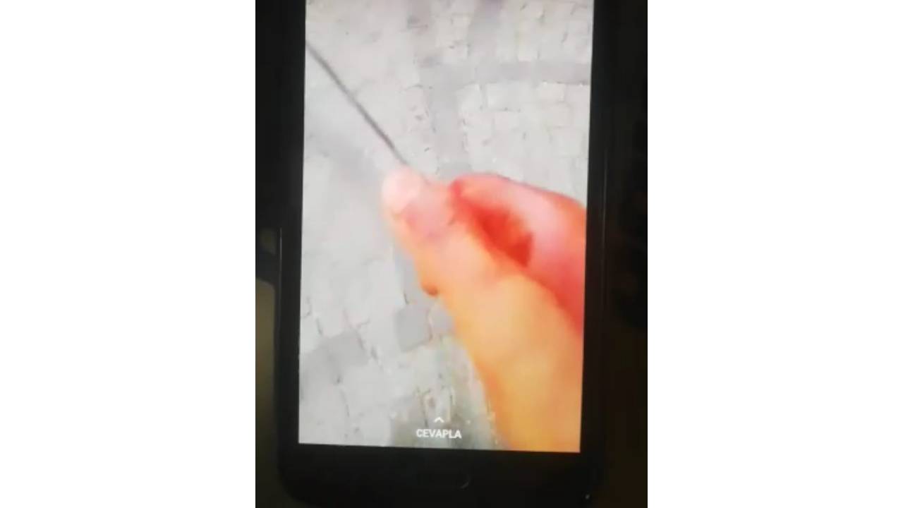 Eşini Bıçaklayarak Öldürüp Polise Teslim Oldu (2)