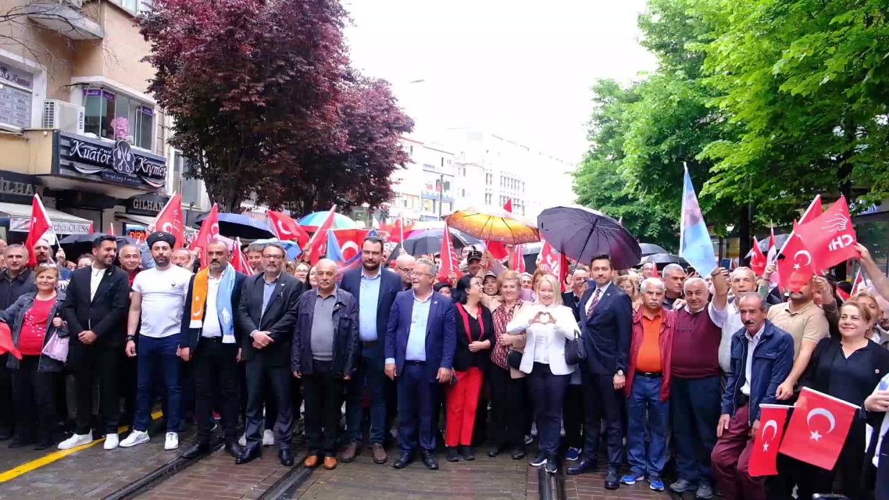 Millet İttifakı Bileşenleri Eskişehir'de Kılıçdaroğlu İçin Yürüdü