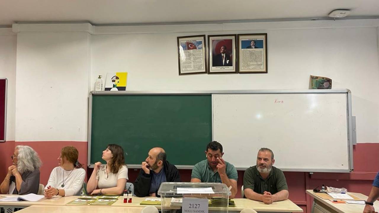 Cumhurbaşkanlığı Seçiminin İkinci Turunda Kılıçdaroğlu, İstanbul'da Erdoğan'a 352 Bin 536 Oy Fark Attı