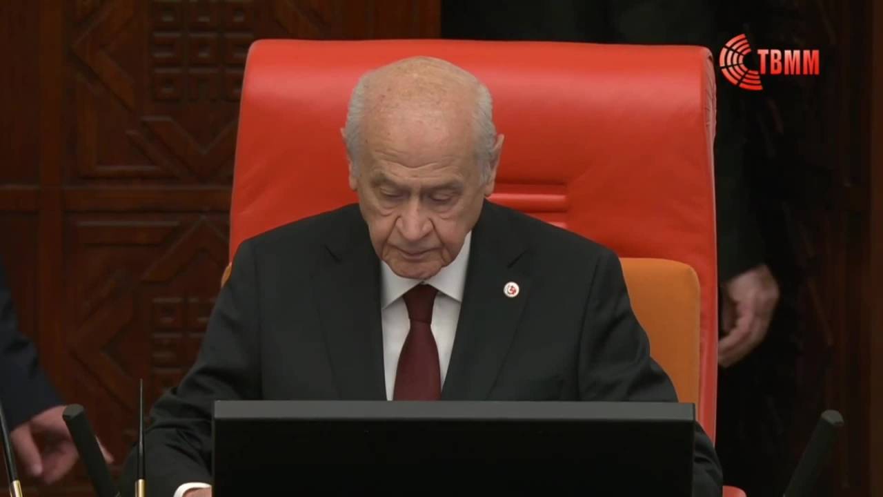 Tbmm’de 28. Dönem, Milletvekilleri Yemin Töreni İle Başladı