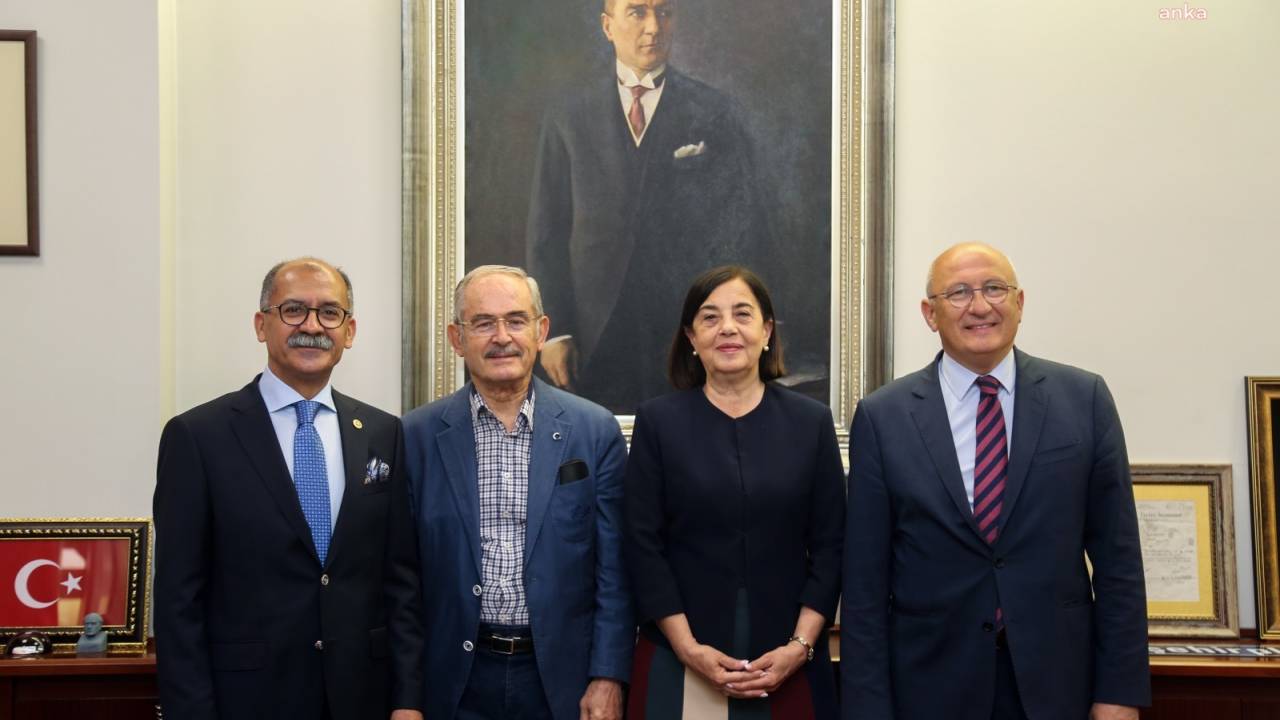 Chp Eskişehir Milletvekillerinden Yılmaz Büyükerşen’e Ziyaret