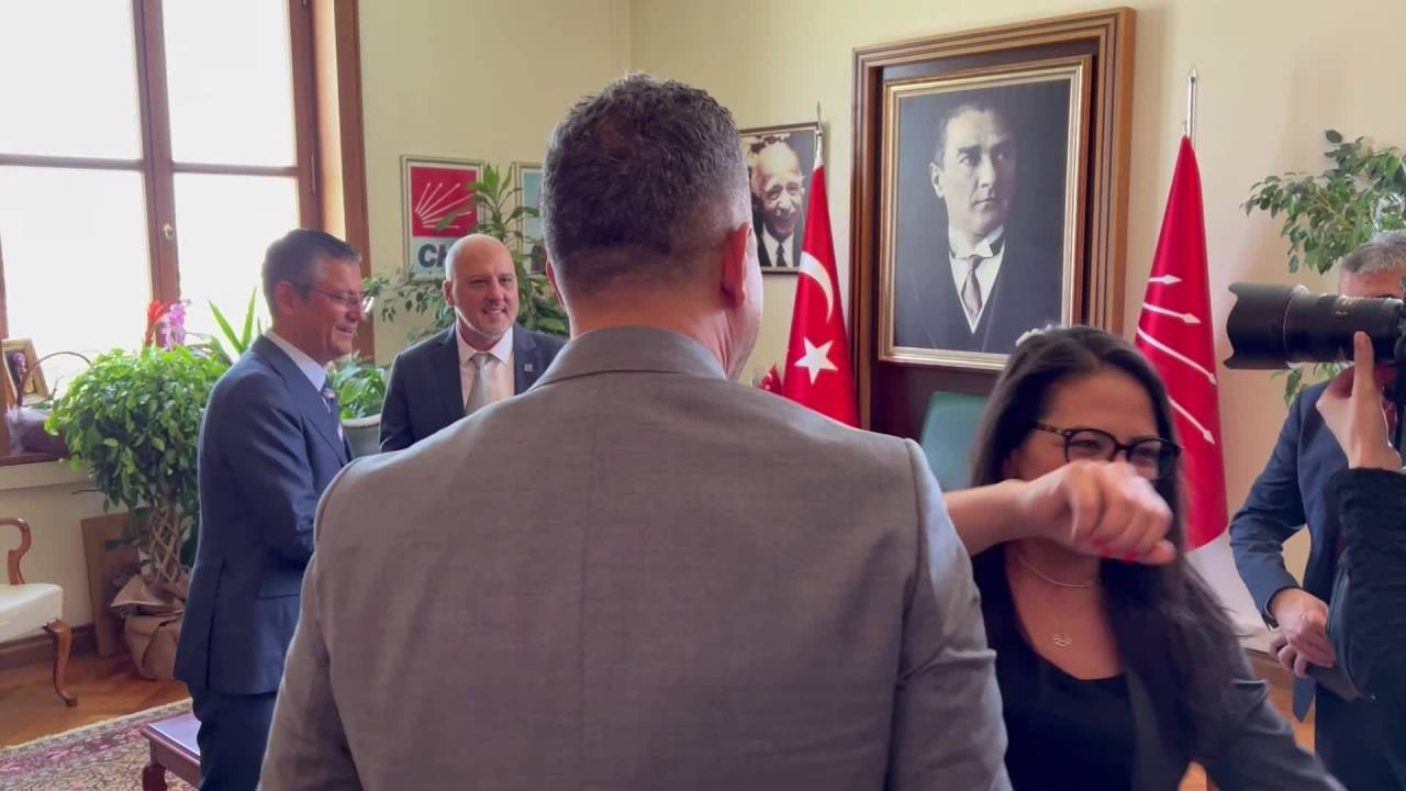 Türkiye İşçi Partisi Milletvekilleri Tbmm'de Chp Grubunu Ziyaret Etti