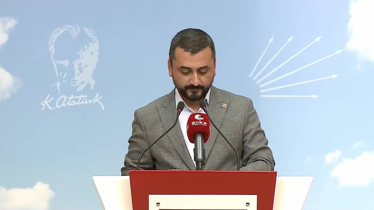 Eren Erdem: “Yalanla, Dolanla, Dezenformasyonla Mücadele Etmek İçin Yalanlarla Mücadele Ekibi Kurduk”