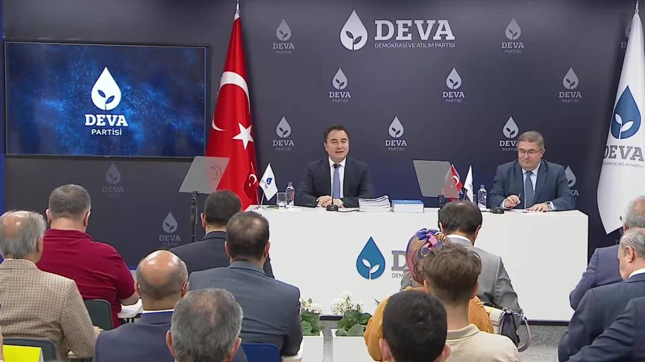 Ali Babacan: "İktidar Şu Anda Dar Gelirlinin, Sabit Gelirlinin Elinde Ne Var Gözünü Oraya Dikmiş Durumda"