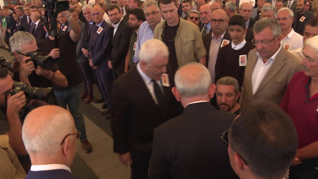 Chp İzmir Milletvekili Tuncay Özkan’ın Annesi Sulhiye Özkan, Ankara’da Son Yolculuğuna Uğurlandı