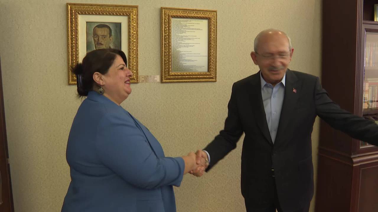 Chp Genel Başkanı Kemal Kılıçdaroğlu, Kesk Yöneticileri İle Bir Araya Geldi