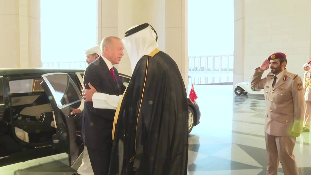 Cumhurbaşkanı Erdoğan, Katar Emiri Al Sani’ye Togg Hediye Etti