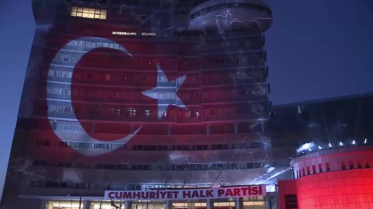Chp'nin Kuruluşu'nun 100. Yıl Dönümü... Üç Gün Sürecek Kutlamaların İlk Gününde "100. Yıl Marşı" Tanıtıldı