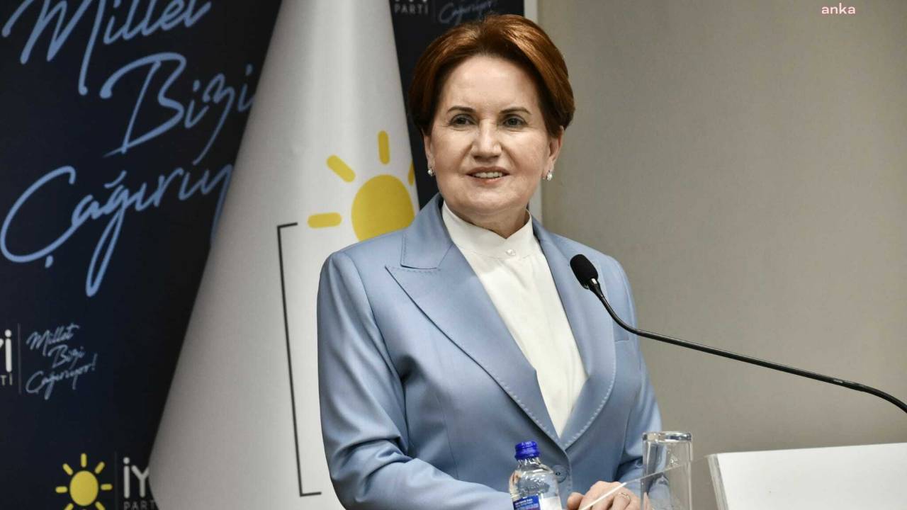 Akşener: Dağlarında Çiçekler, Güneşinde Sırmalar Saçan İzmir'imizin Kurtuluş Yıl Dönümü Kutlu Olsun